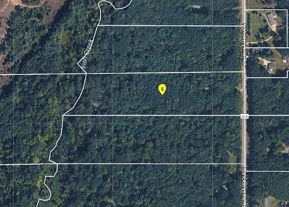 1st image of 520 S Vickeryville Rd