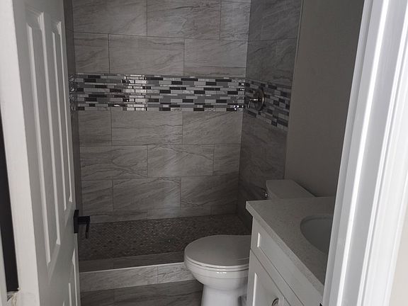 2nd image of 13866 Paseo Zaldivar