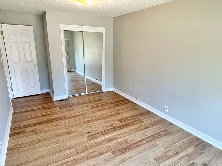 11721 Roosevelt Way NE — Photo 11