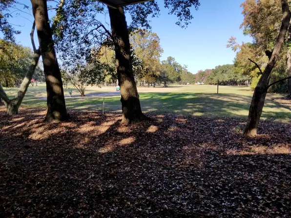 576 Riverland Dr, Charleston, SC 29412