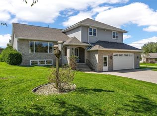 1370 Wiley Blvd NW, Cedar Rapids, IA 52405