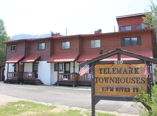 621 W River St, Red River, NM 87558