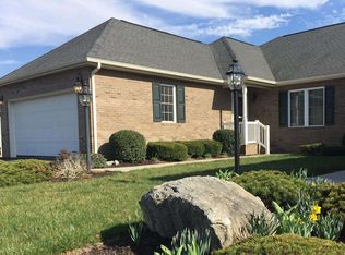 32 Saint Ives Dr, Fishersville, VA 22939