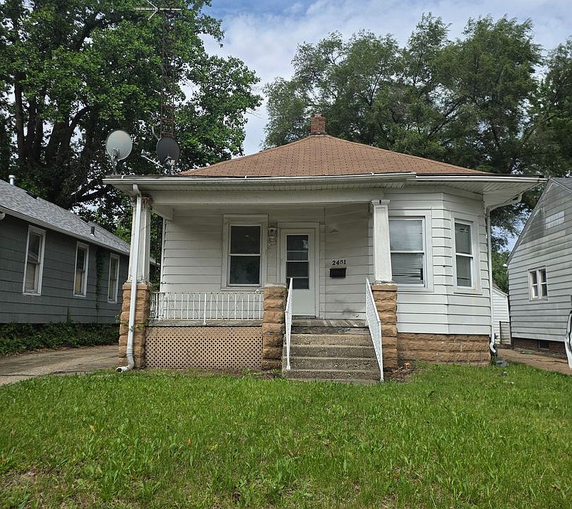 1st image of 2451 S 11th St
