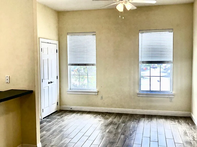 1368 Lake Baldwin Ln #C — Photo 6