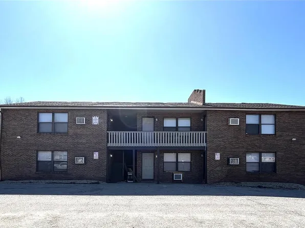 961 Belle Valley Dr, Belleville, IL 62220