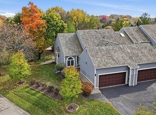 11061 Hyland Ter, Eden Prairie, MN 55344