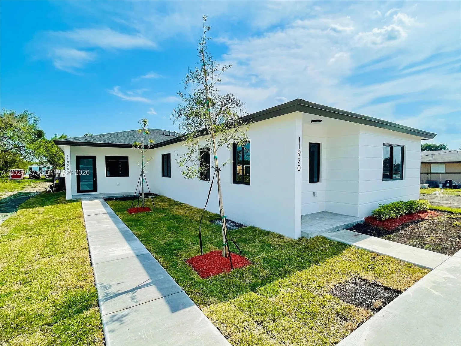 Symmes - Sharman Tract — Photo 1