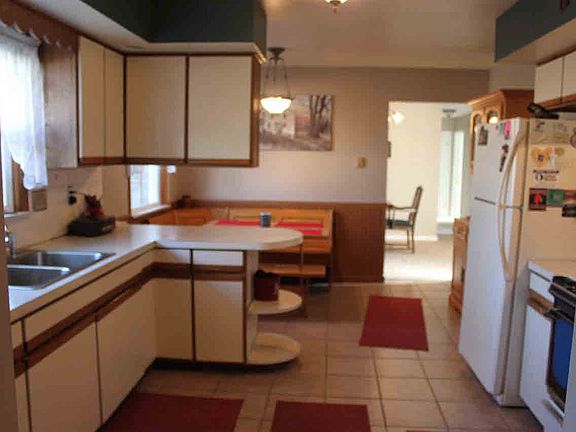 5th image of 176 Wittman Dr