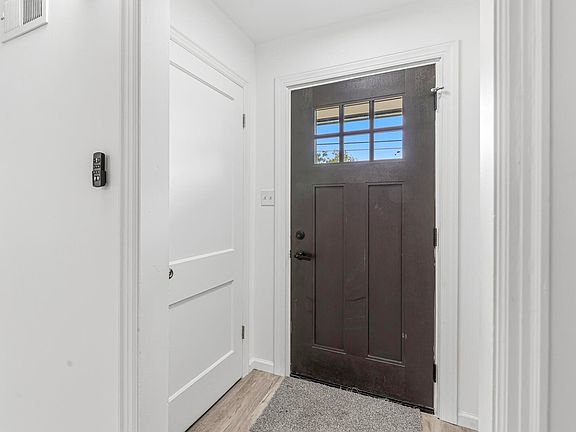 5th image of 518 Modrell Blvd