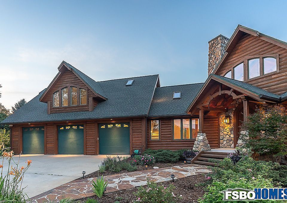 1st image of 3940 Causeway Cir NE