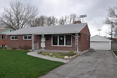 2nd image of 3398 S Park Meadows St