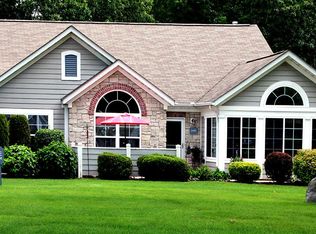 2910 Villa Ln, Benton Harbor, MI 49022