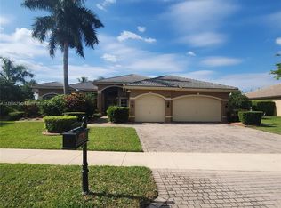 15088 SW 34th St, Davie, FL 33331