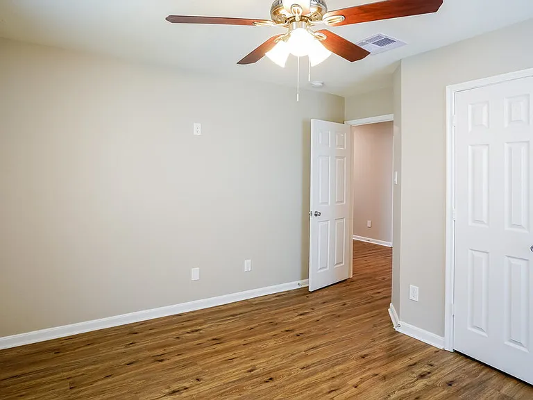 8011 Bunch Grass Ln — Photo 13