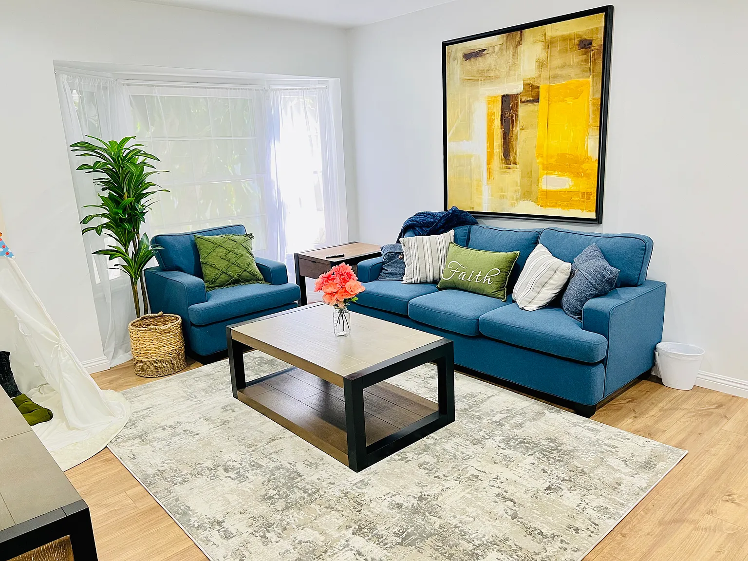 2 bed, 800 sqft, $2,800 — Photo 4