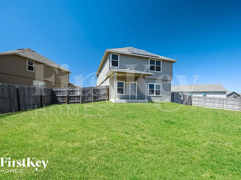7426 Coral Bells Ct — Photo 14