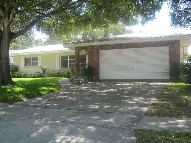 1st image of 1222 Overcash Dr
