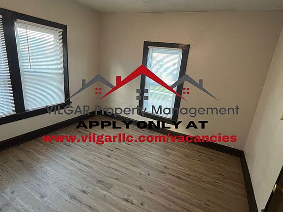 4th image of 110 Jefferson Ave #2