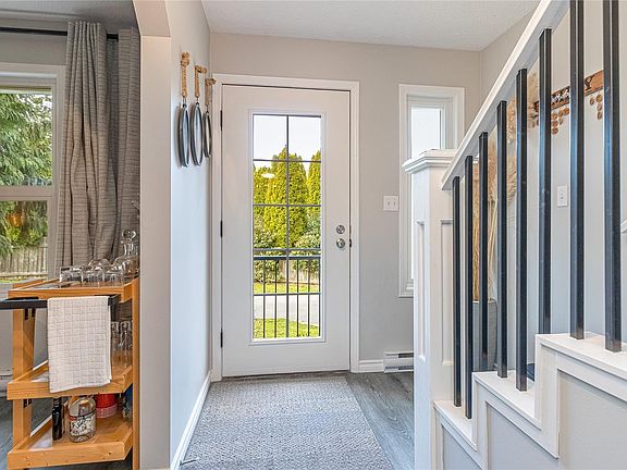 5th image of 2330 Whitney Rd