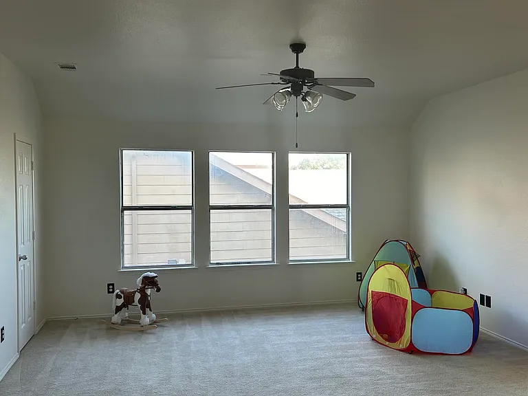 Bonus/ Game Room