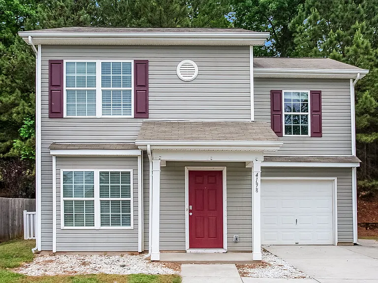 4198 Broadstairs Dr — Photo 1