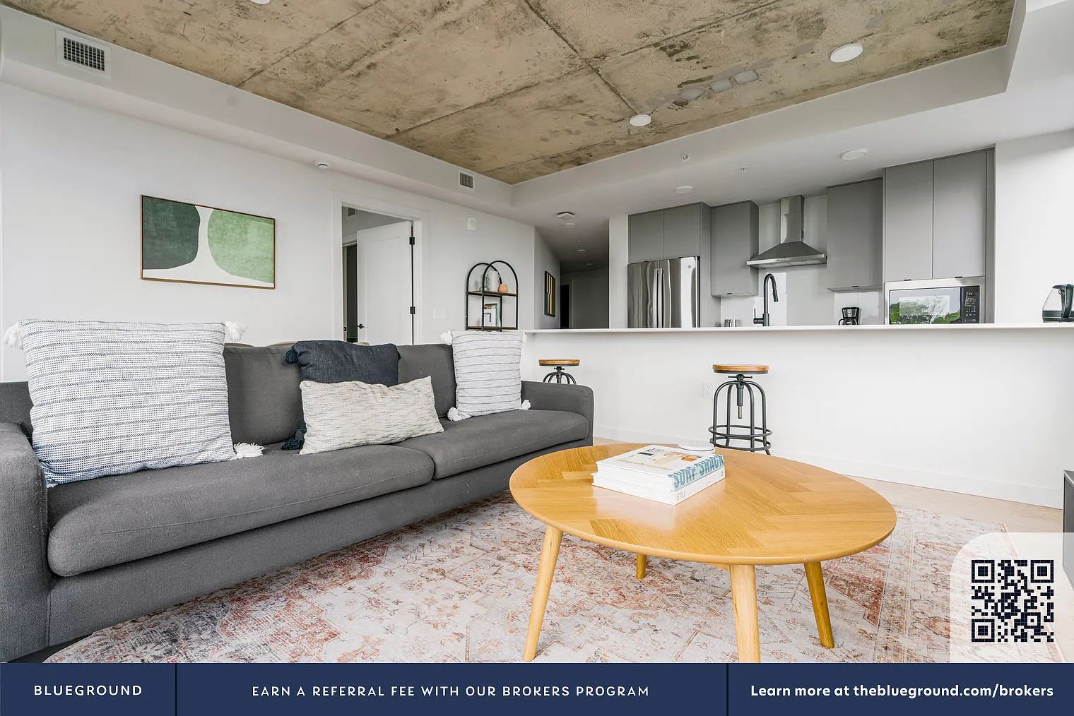 2 bed, 2.5 bath, 1305 sqft, $3,520 — Photo 3