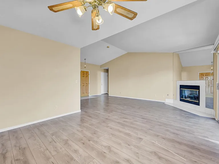 4814 Spring Falls Way — Photo 13