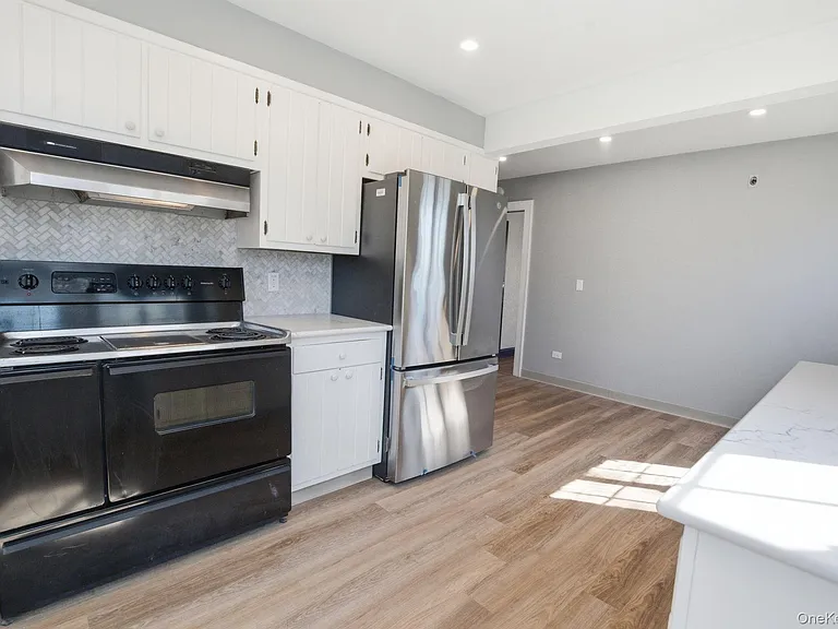 5 Seymour Pl — Photo 9