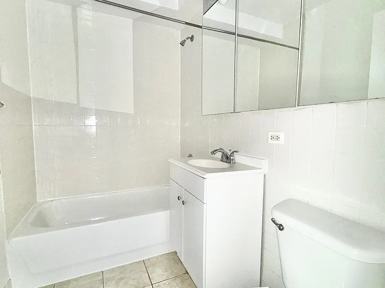 14-56 31st Dr #9A — Photo 8