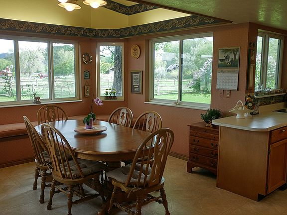 Breakfast Nook with Views