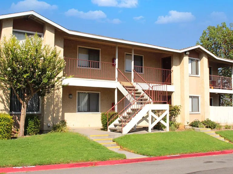 Mountain Gate Apartments — Photo 39