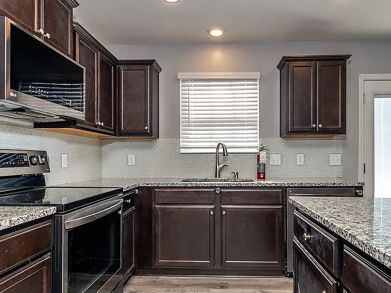 9420 Trout Lily Ln — Photo 15
