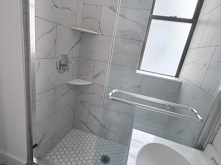 81 Park Dr #A — Photo 13