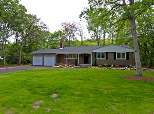 16 Old Rd, Kings Park, NY 11754