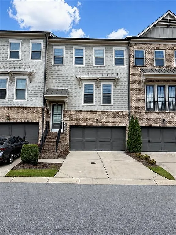 3 bed, 4.0 bath, 3360 sqft, $3,590 — Photo 1