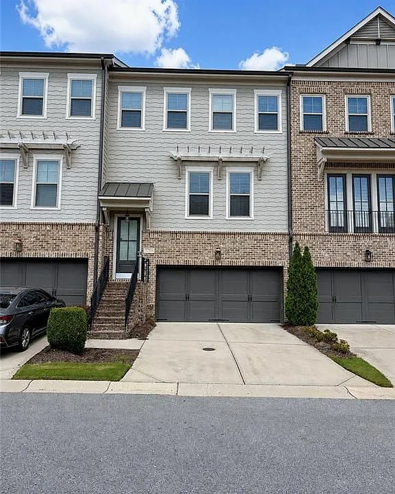3756 Huger Pl SE