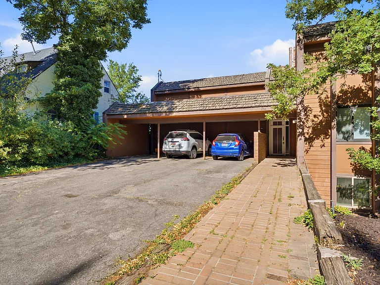 250 S Elizabeth St #1 — Photo 15