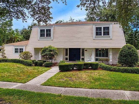3rd image of 13305 Golf Crest Cir