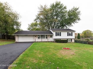 2N136 Mildred Ave, Glen Ellyn, IL 60137