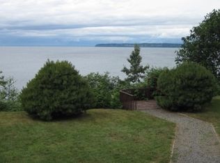 8625 Semiahmoo Dr, Blaine, WA 98230