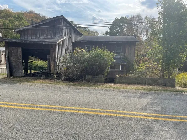 302 Arcadia Rd, Cherry Tree, PA 15724