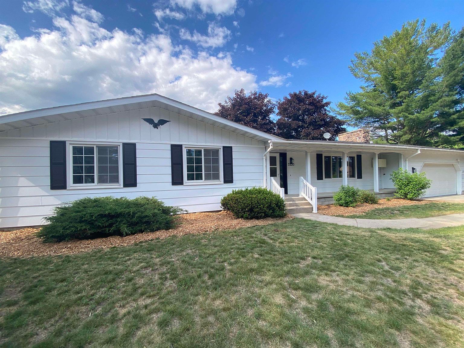 3220 Reines St, WI 54143 MLS 50277674 Zillow