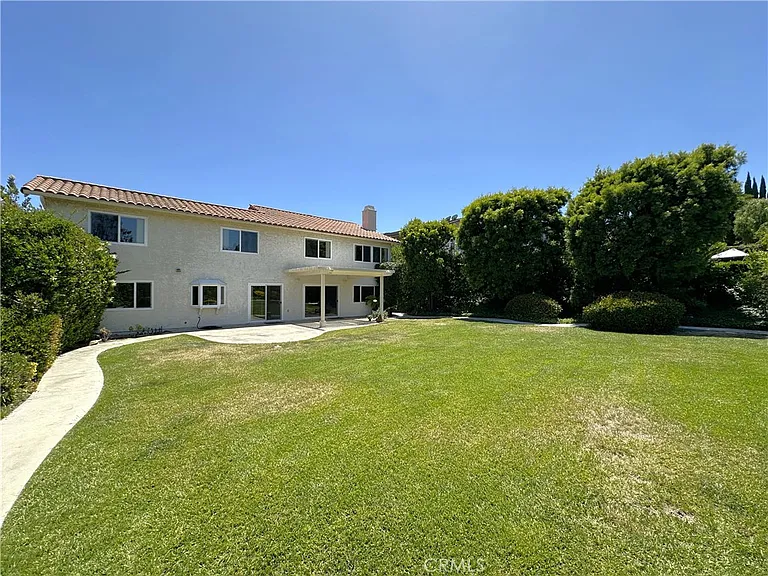 26543 Academy Dr — Photo 45