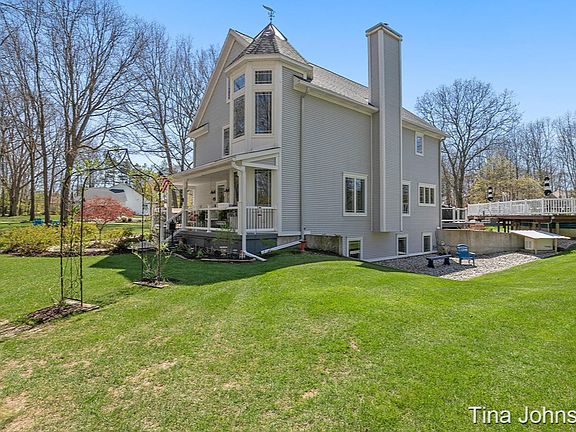 2nd image of 9393 Towering Oaks Dr