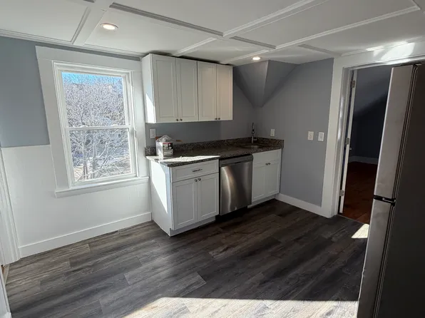 70 Friend St #3, Gloucester, MA 01930