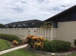 5276 Eagle Lake Dr, Palm Beach Gardens, FL 33418