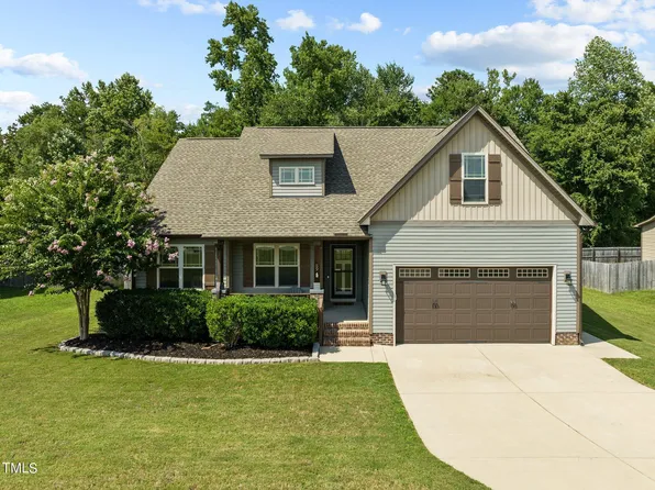 59 Woodglen Dr, Clayton, NC 27527