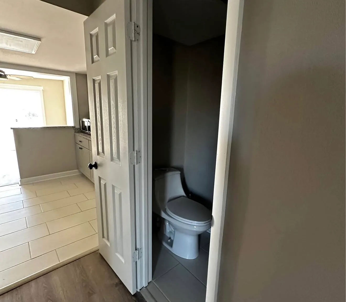 Lake Hickory Condos Unit 41 — Photo 2