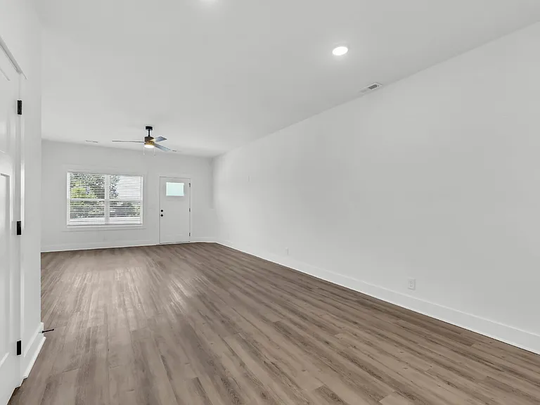 142 Front Ridge Cir — Photo 8